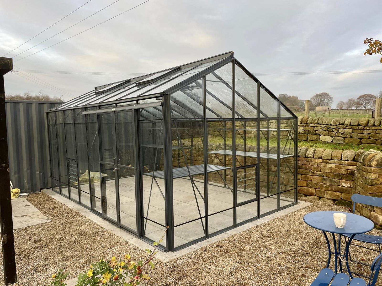 10ft x 16ft Robinsons Redoubtable Greenhouse in Anthracite