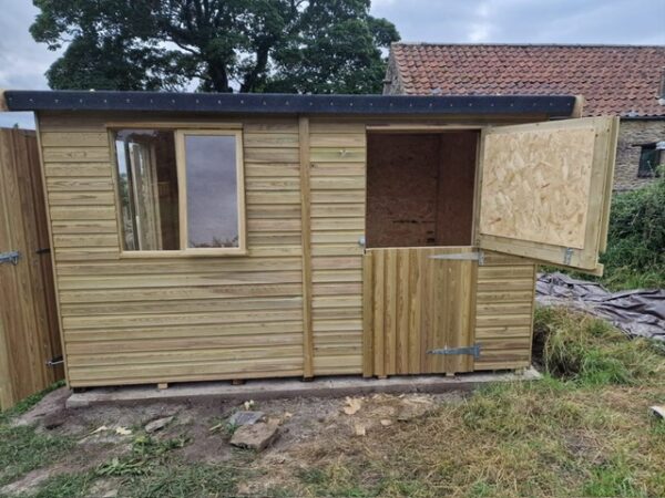 8ft x 12ft Flaxton with hidden windows